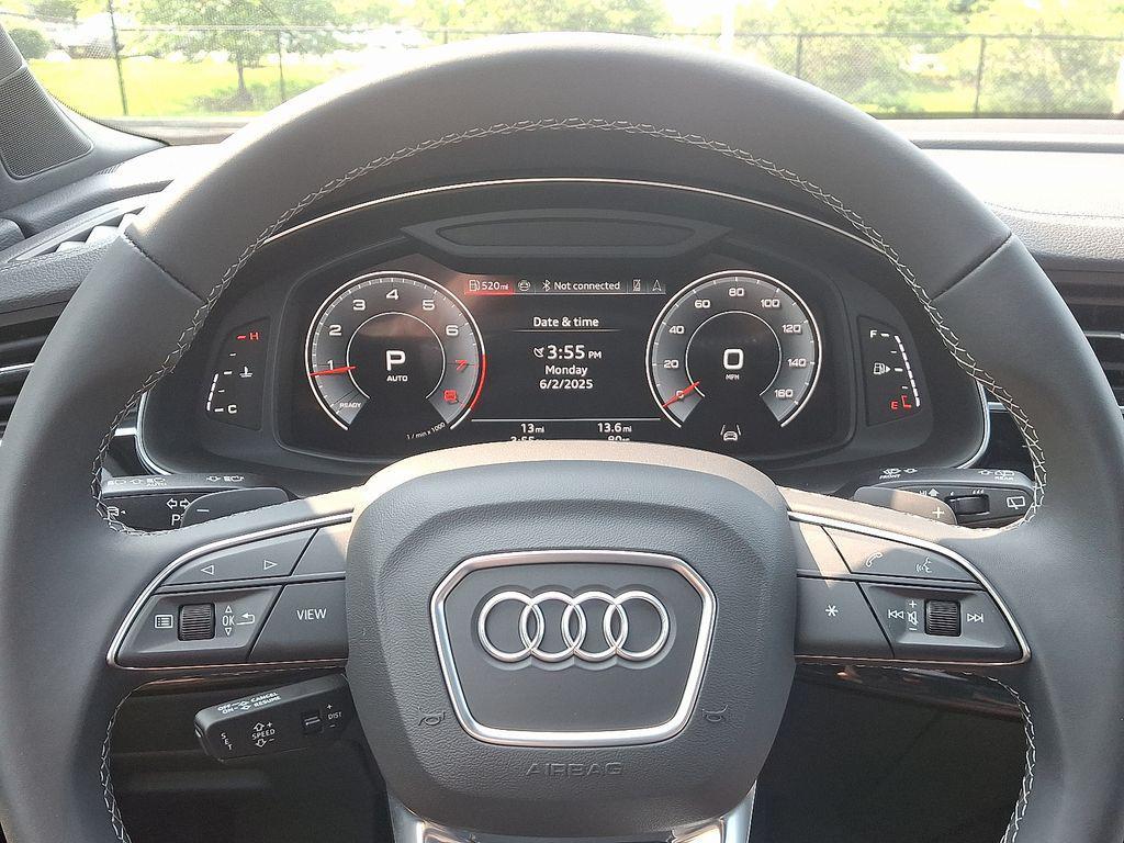 new 2025 Audi Q7 car, priced at $71,435