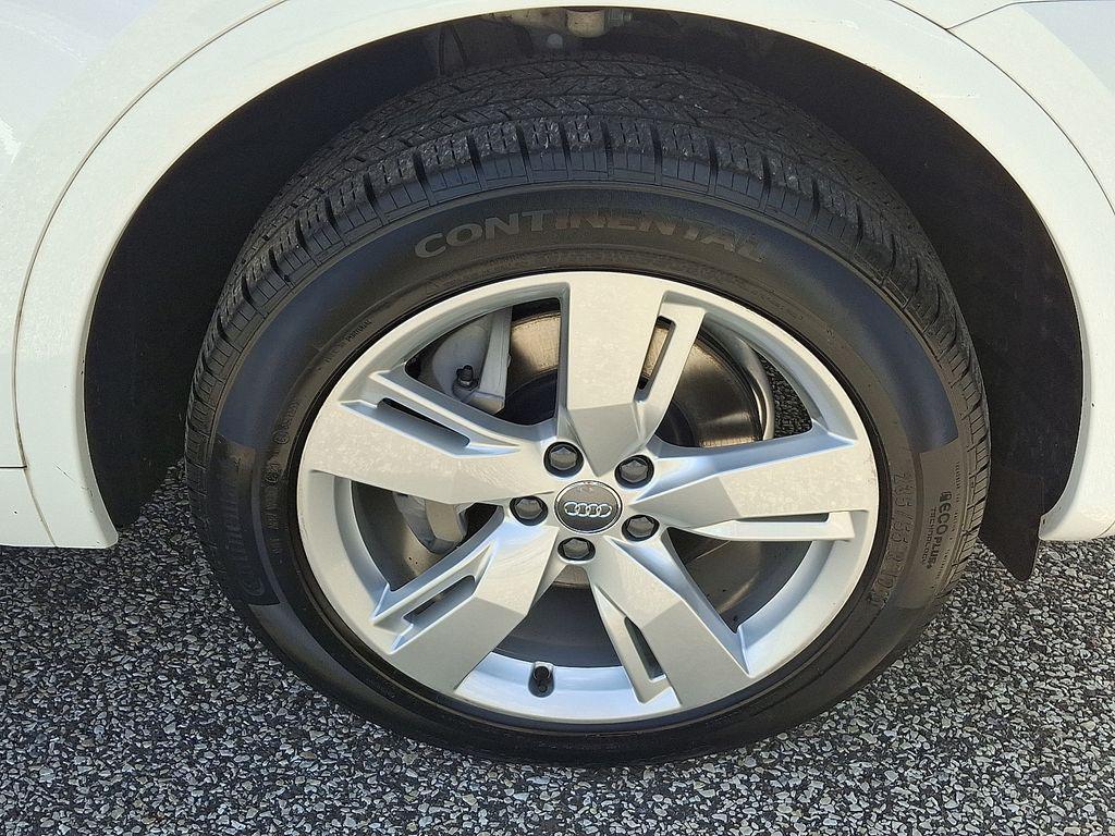 used 2018 Audi Q5 car, priced at $19,498