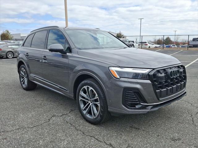 new 2025 Audi Q7 car, priced at $65,450