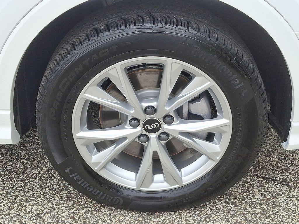 used 2024 Audi Q3 car, priced at $37,990