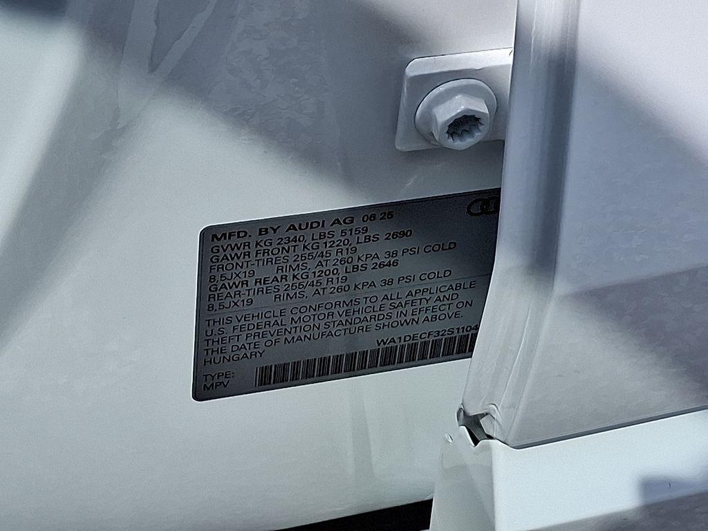 new 2025 Audi Q3 car, priced at $45,515