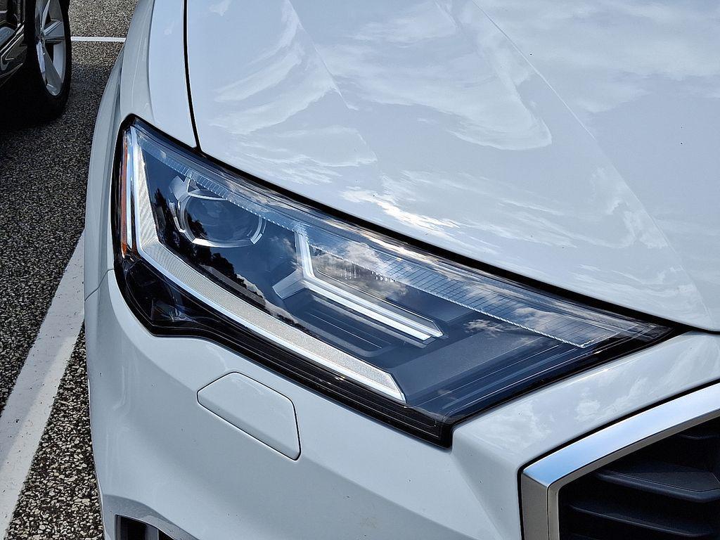 used 2022 Audi Q7 car, priced at $48,990