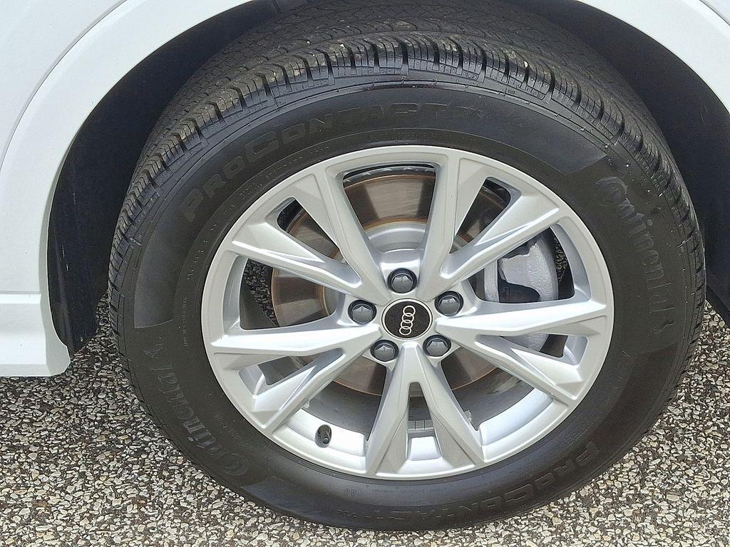 used 2024 Audi Q3 car, priced at $35,794