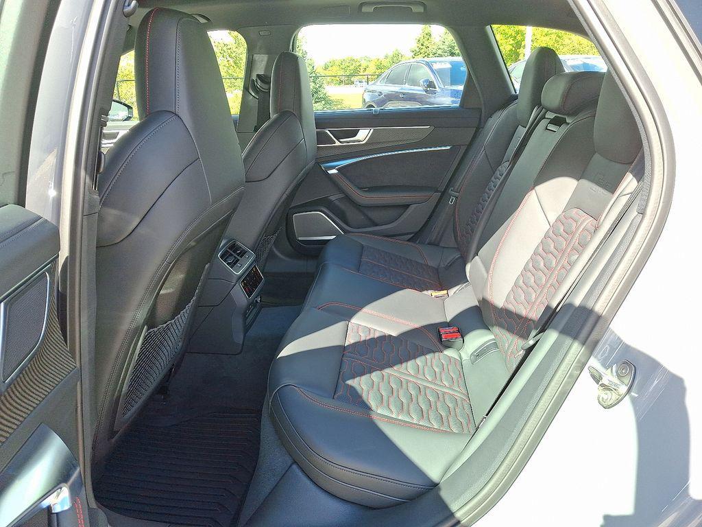 new 2026 Audi RS 6 Avant car, priced at $152,670