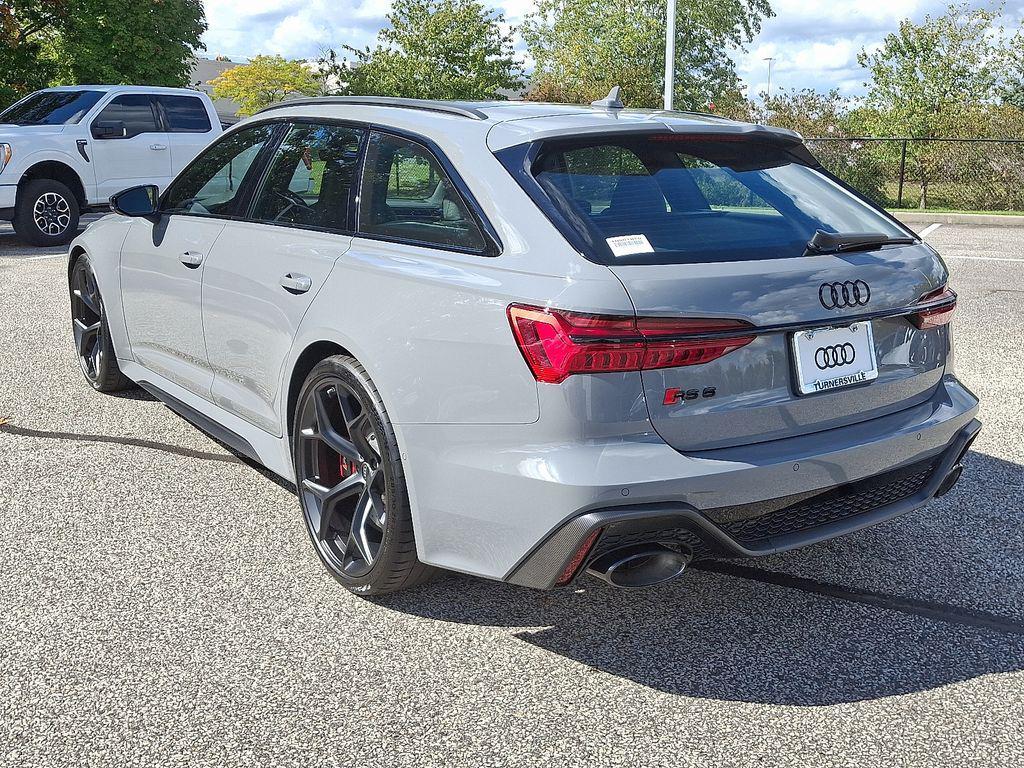 new 2026 Audi RS 6 Avant car, priced at $152,670