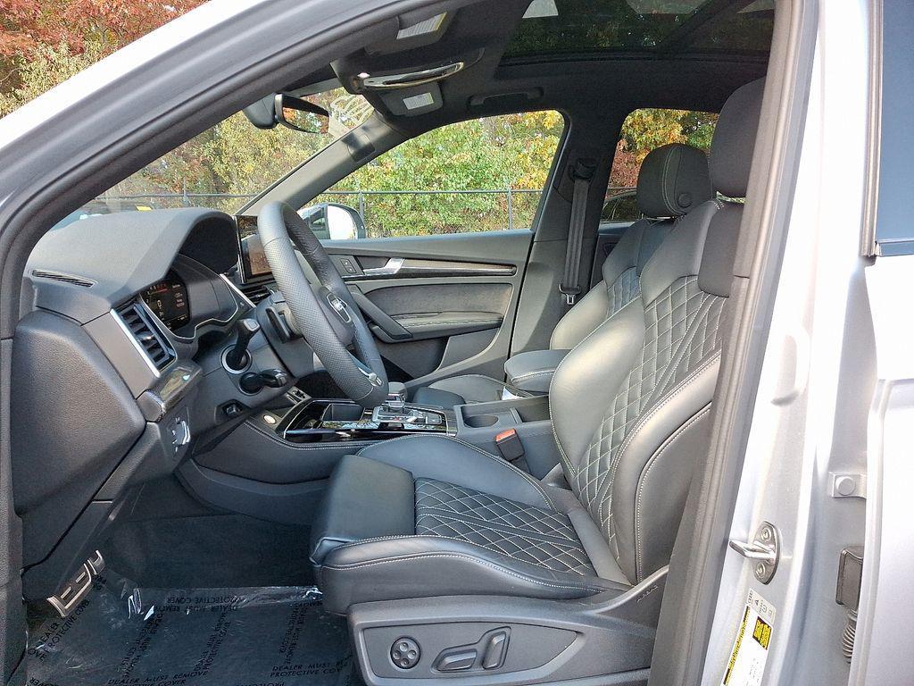 used 2025 Audi SQ5 car, priced at $63,289