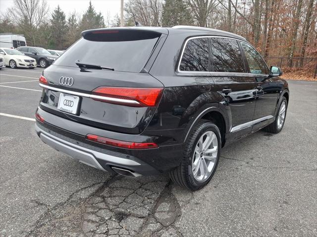 new 2025 Audi Q7 car, priced at $67,300