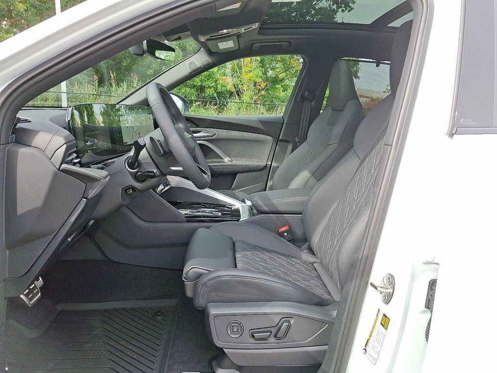 new 2025 Audi SQ5 car, priced at $75,045
