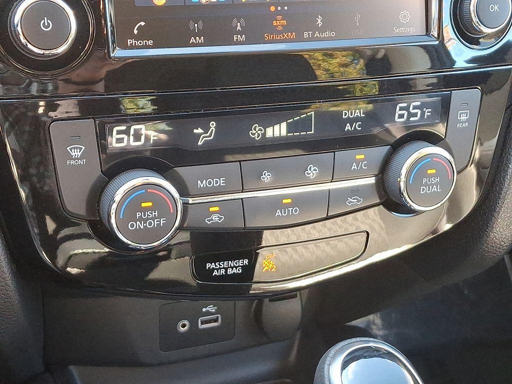 used 2019 Nissan Rogue car, priced at $17,987