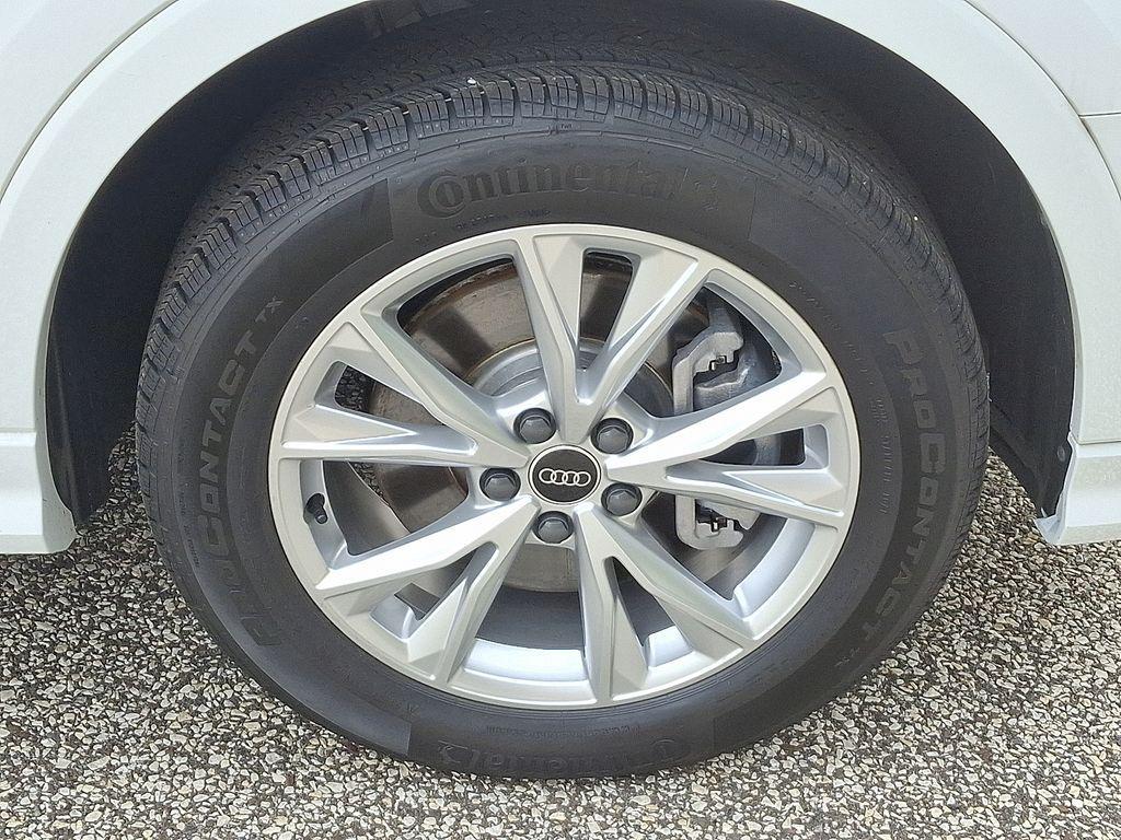 used 2023 Audi Q3 car, priced at $30,998