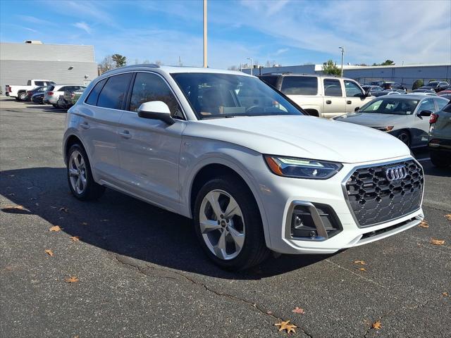 new 2025 Audi Q5 car, priced at $58,175