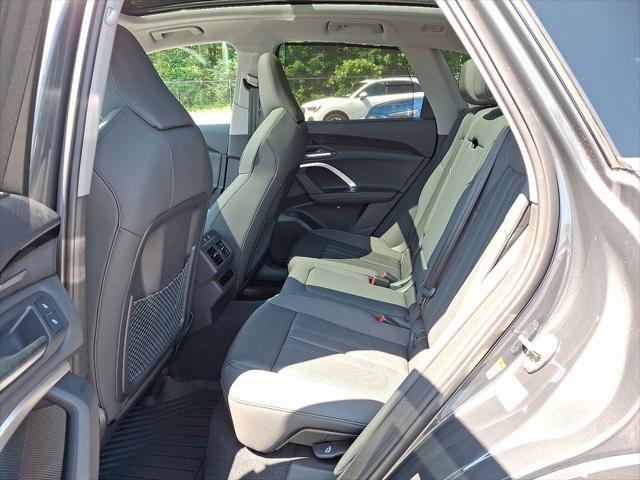 new 2025 Audi Q5 car, priced at $61,300