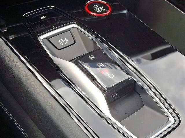 new 2025 Audi e-tron GT car, priced at $136,030