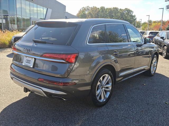 new 2025 Audi Q7 car, priced at $75,800