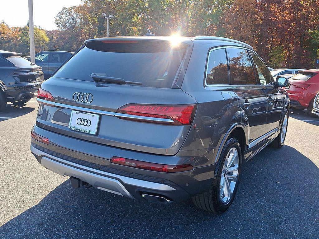 used 2025 Audi Q7 car, priced at $75,650