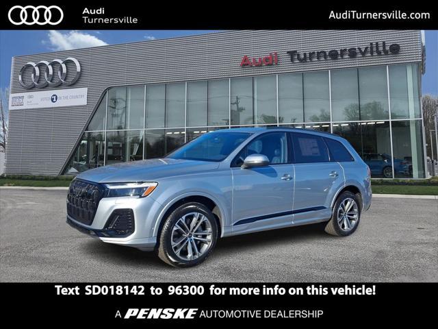 new 2025 Audi Q7 car, priced at $70,525