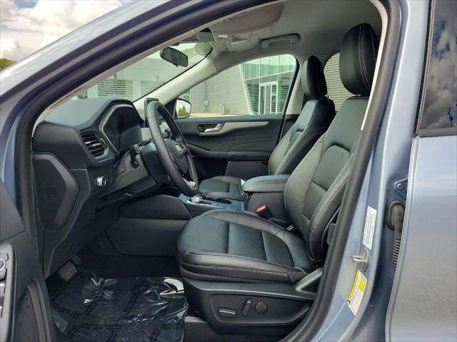 used 2022 Ford Escape car, priced at $25,392