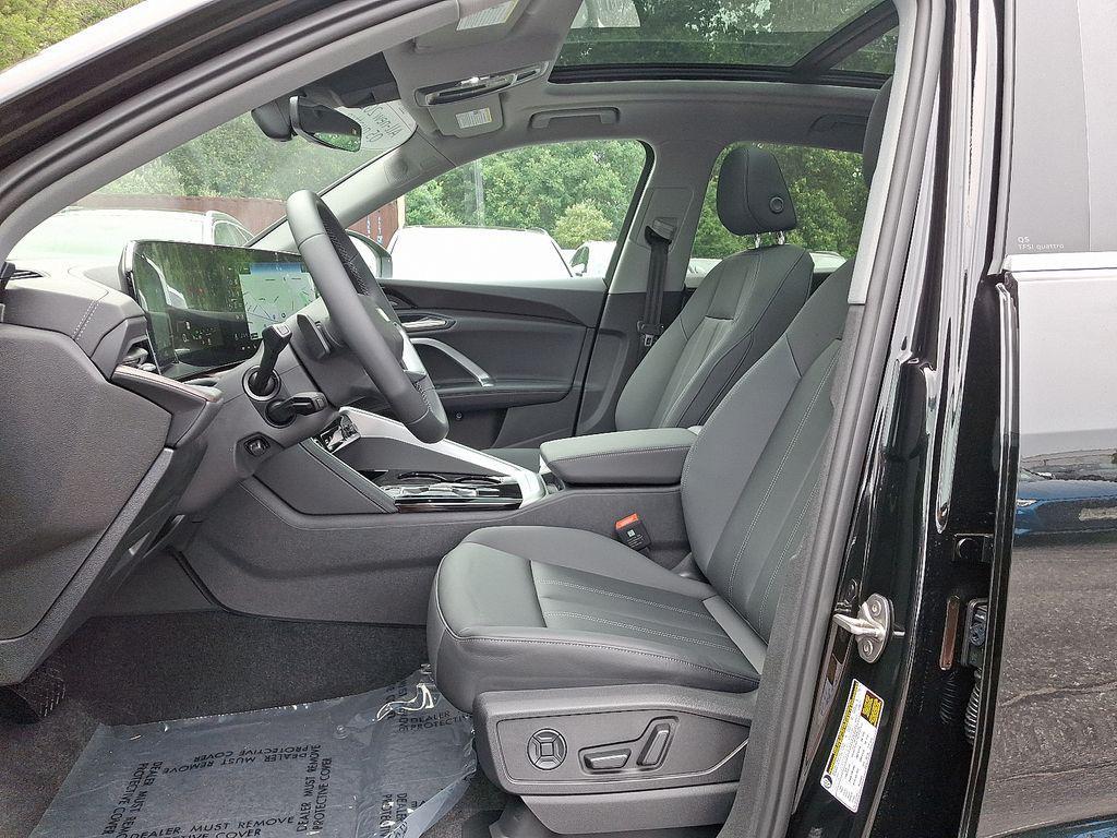 new 2025 Audi Q5 car, priced at $60,350