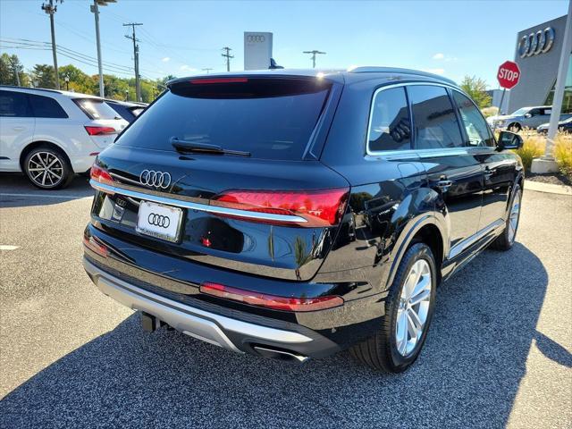 new 2025 Audi Q7 car, priced at $75,800