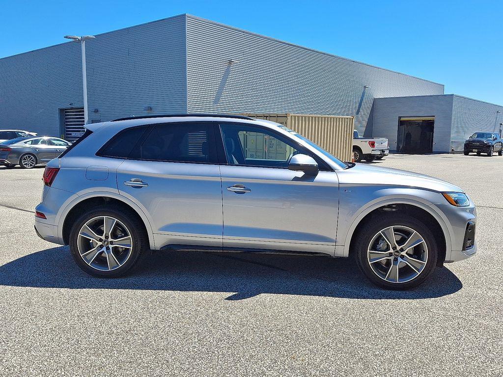 used 2025 Audi Q5 car, priced at $46,900