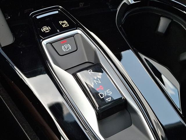 new 2025 Audi Q5 car, priced at $60,860