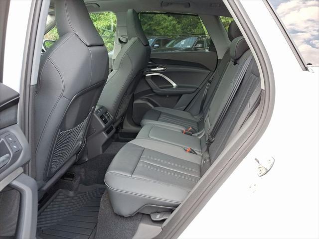 new 2025 Audi Q5 car, priced at $60,860