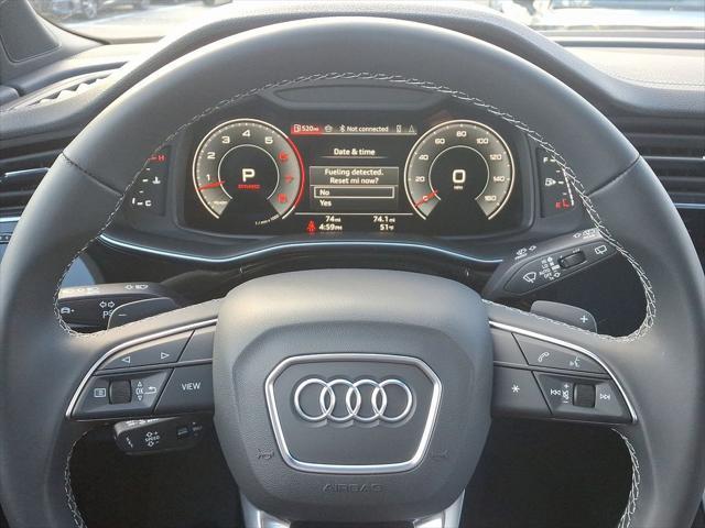new 2025 Audi Q7 car, priced at $77,735