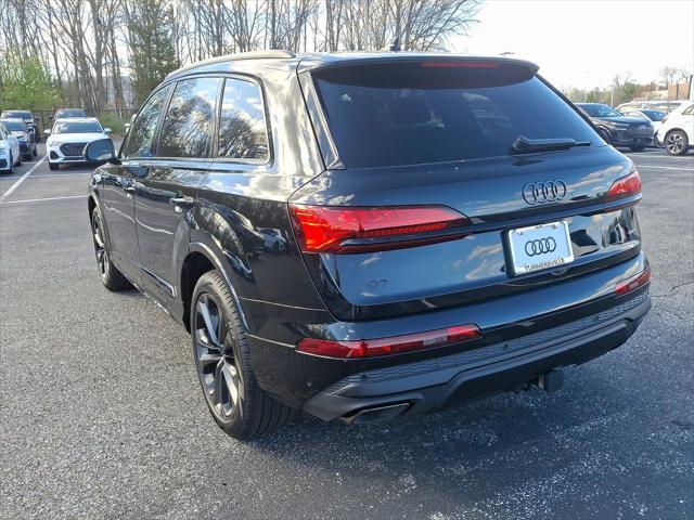new 2025 Audi Q7 car, priced at $77,735