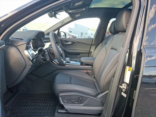 new 2025 Audi Q7 car, priced at $77,735
