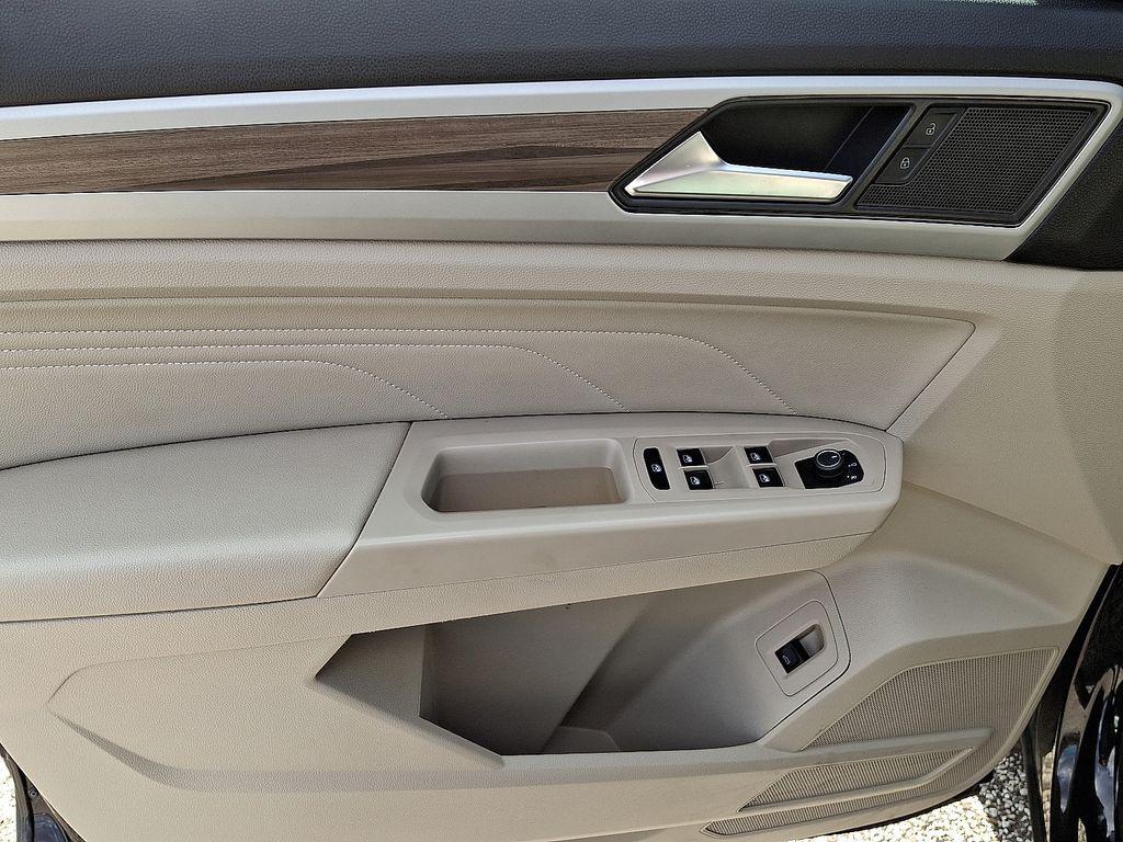 used 2022 Volkswagen Atlas car, priced at $28,499