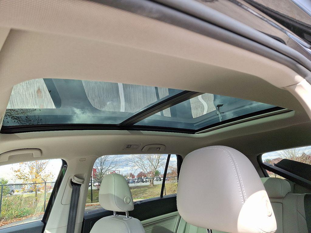 used 2022 Volkswagen Atlas car, priced at $28,499