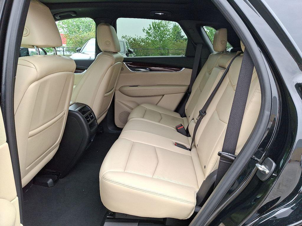 used 2017 Cadillac XT5 car, priced at $20,998