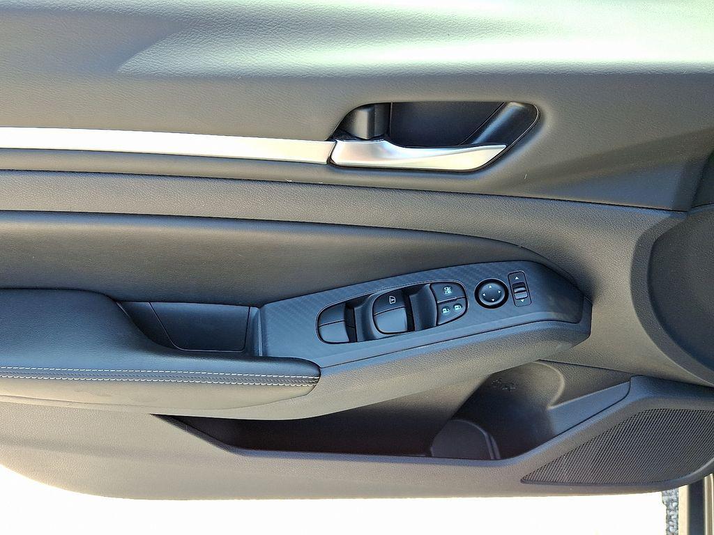 used 2022 Nissan Altima car, priced at $19,202