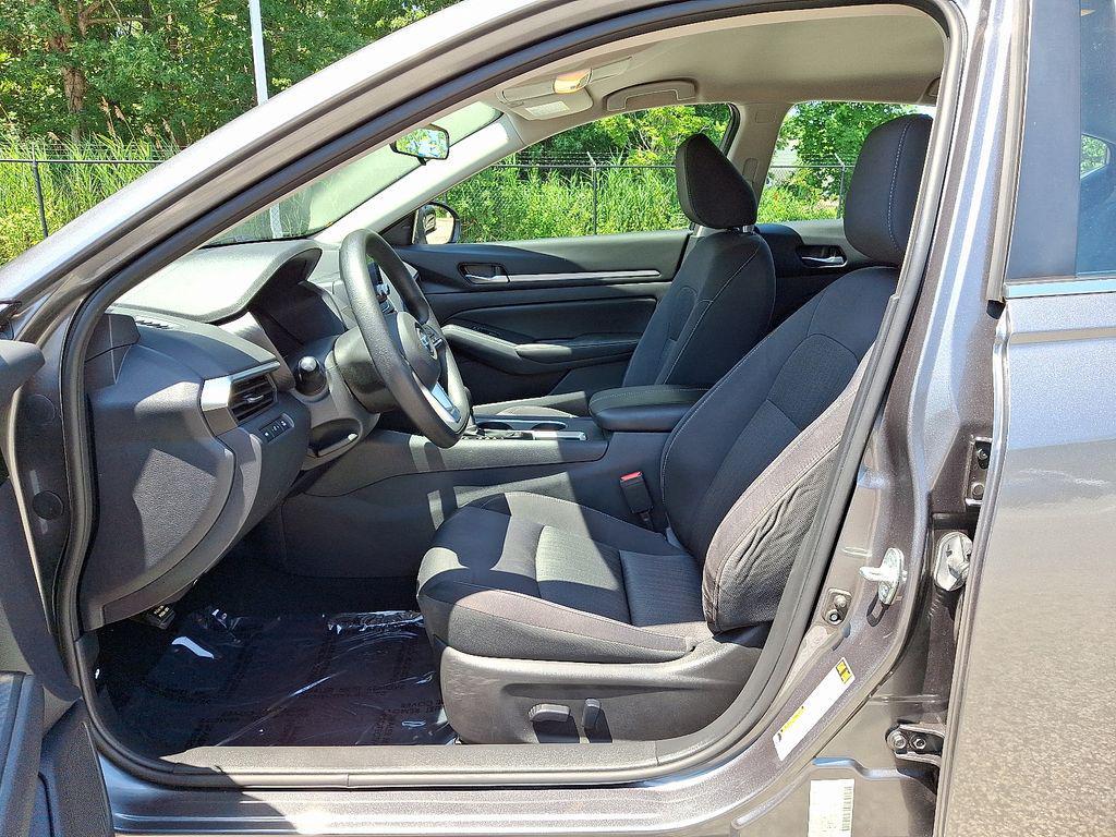used 2022 Nissan Altima car, priced at $19,202