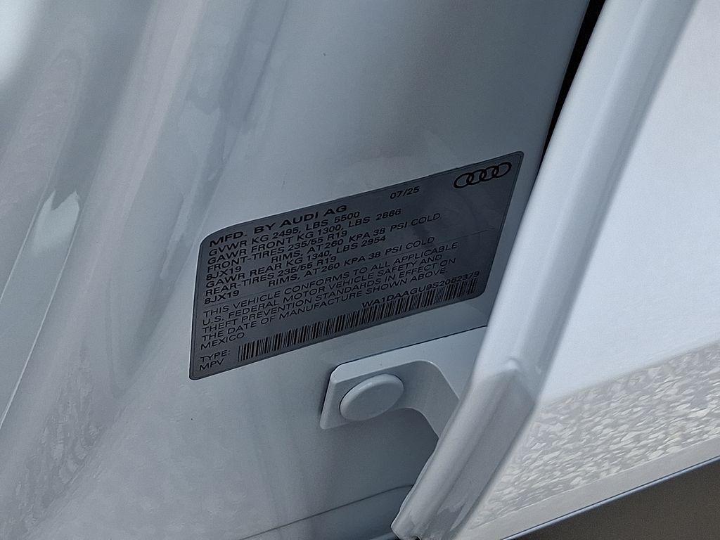 new 2025 Audi Q5 car, priced at $58,645