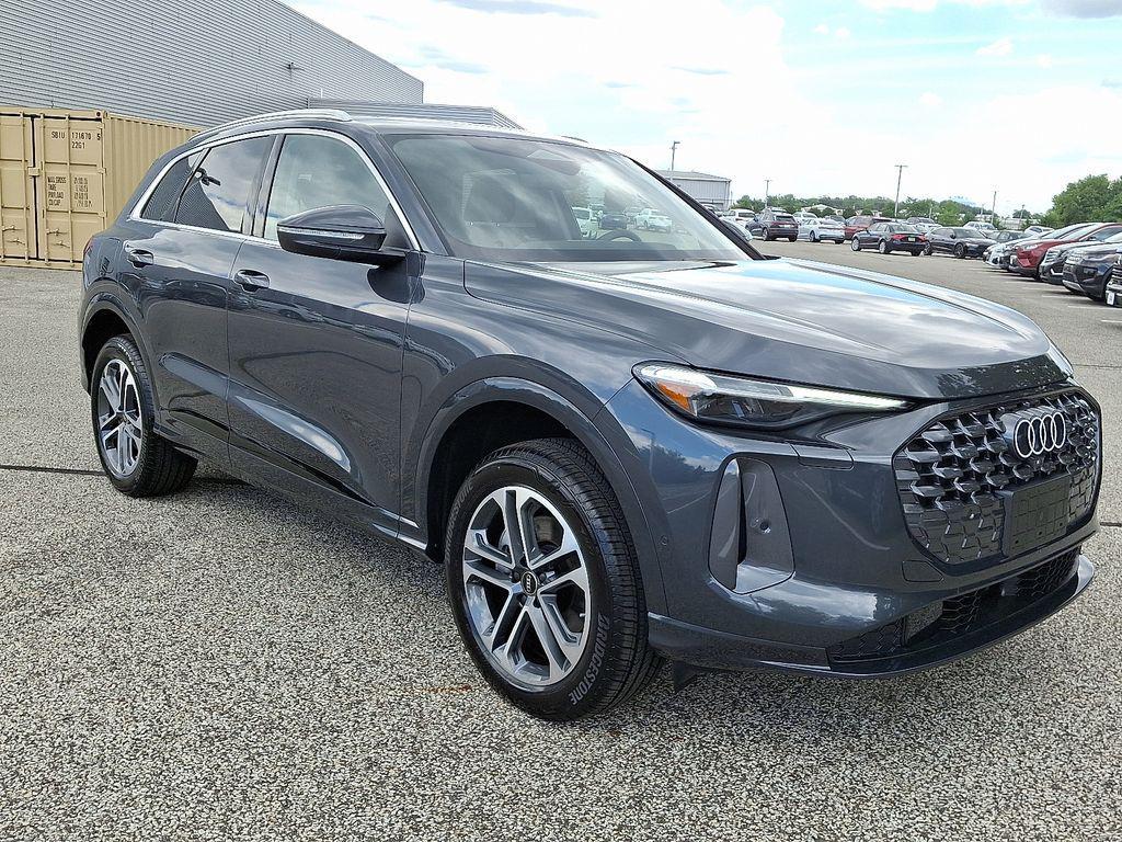 new 2025 Audi Q5 car, priced at $59,565