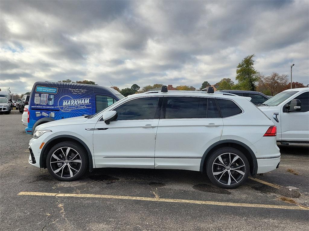 used 2024 Volkswagen Tiguan car, priced at $33,857
