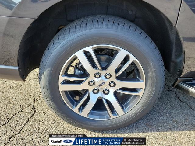 new 2024 Ford Expedition Max car, priced at $62,356