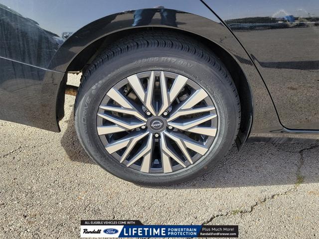 used 2023 Nissan Altima car, priced at $20,640