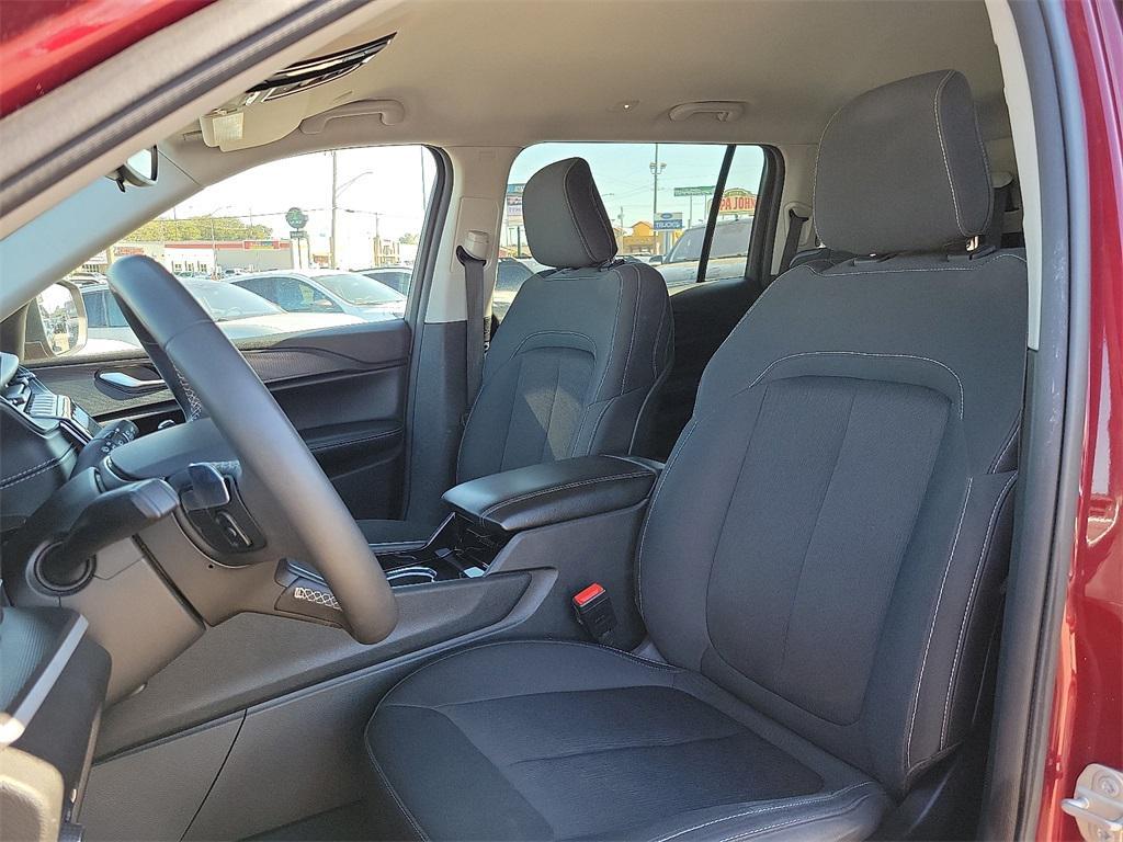 used 2023 Jeep Grand Cherokee L car, priced at $27,393