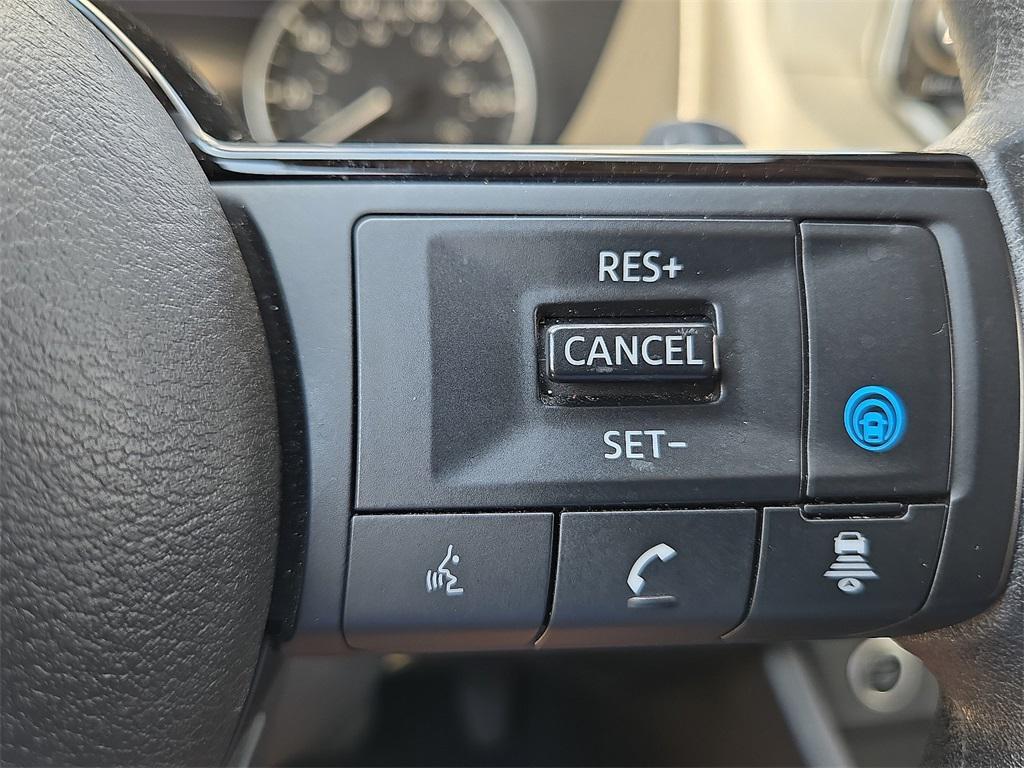 used 2023 Nissan Rogue car, priced at $21,222
