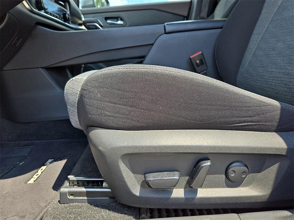 used 2023 Nissan Rogue car, priced at $21,222