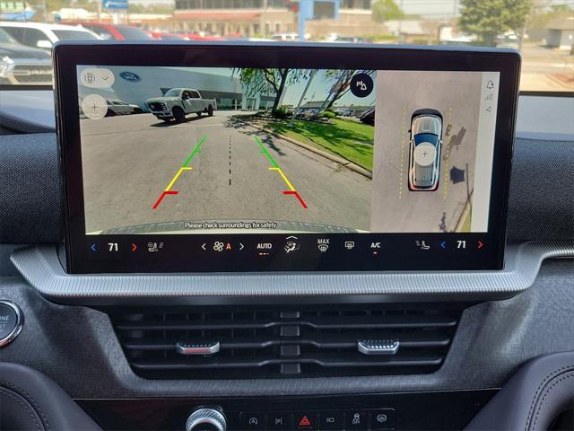 new 2025 Ford Explorer car, priced at $54,847