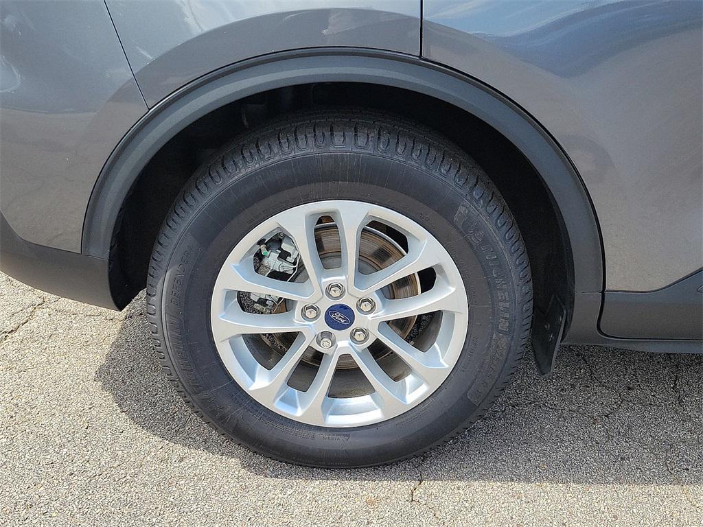 used 2022 Ford Escape car, priced at $20,426