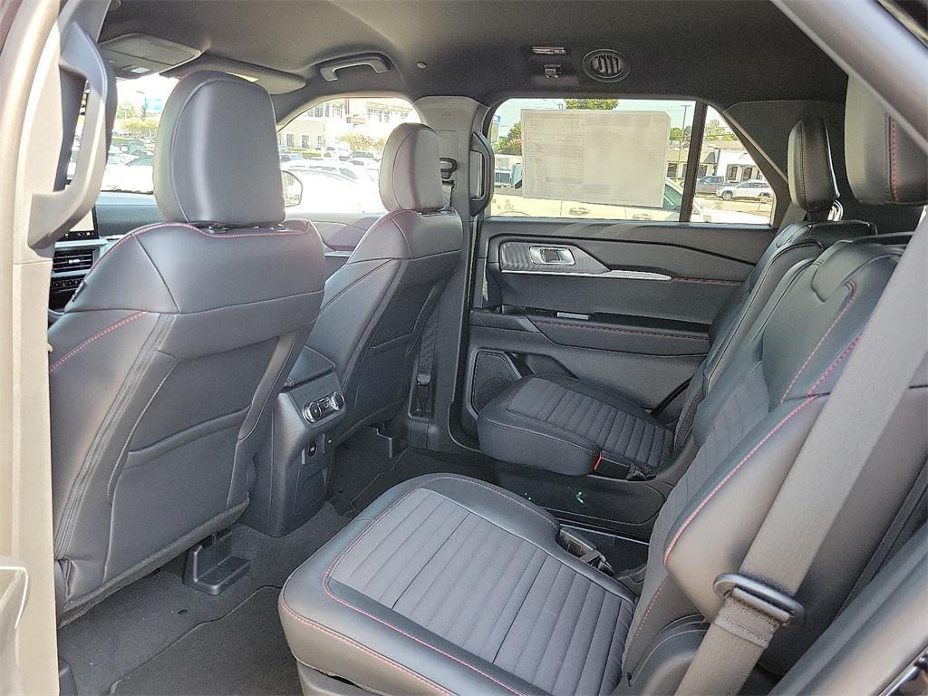 new 2025 Ford Explorer car, priced at $47,900