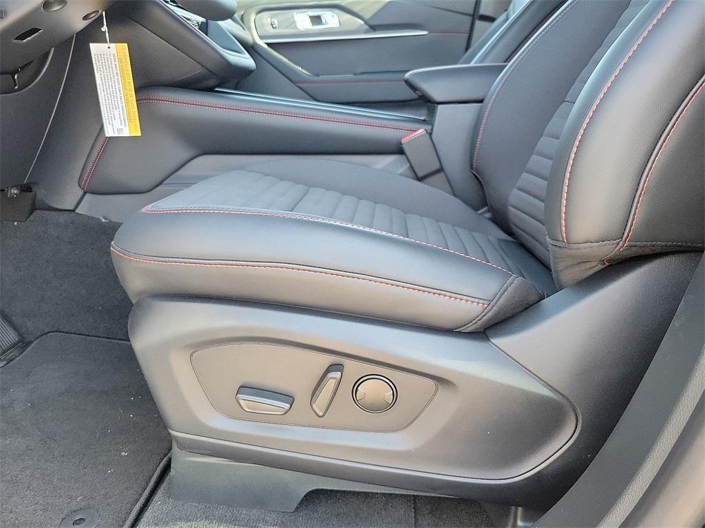 new 2025 Ford Explorer car, priced at $47,900
