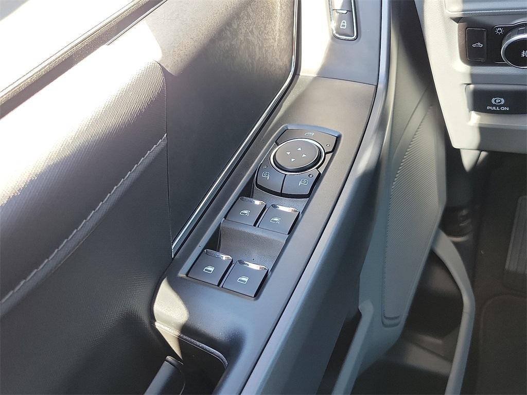 new 2025 Ford F-150 car, priced at $48,648