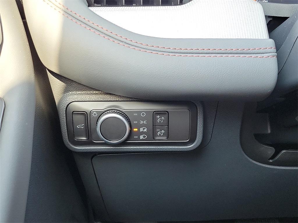 new 2025 Ford Explorer car, priced at $41,334