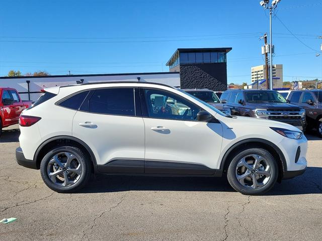 new 2025 Ford Escape car, priced at $32,428