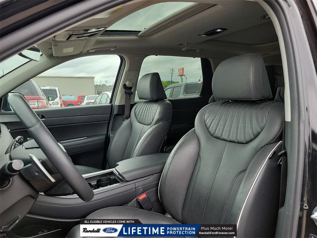 used 2024 Hyundai Palisade car, priced at $35,749